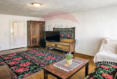 Casa saseasca cu doua spatii de oaspeti - Somartin 101 - 8