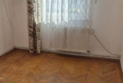 Apartament 3 camere liber la vanzare zona Centrul Civic - 4