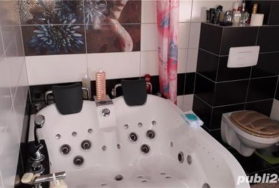 Casă cu 6 camere cu Teren 1600 Mp în Roșiori de Vede - 1