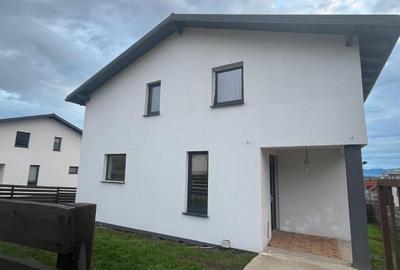 Casă cu 3 camere cu Teren 400 Mp în Bod - 2