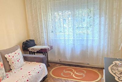 Apartament cu 3 camere decomandat în Central - 2
