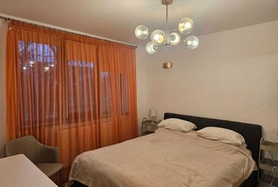 Apartament cu 3 camere semidecomandat în Central - 6