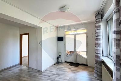 Inchiriere casa - vila cu 6 camere,  zona Cosbuc Inchiriere casa - vila cu 6 camere,  zona Cosbuc - 28