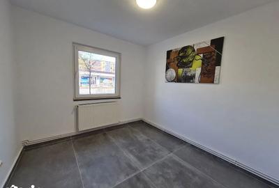 Spațiu comercial, de 40 mp, în Astra - 4