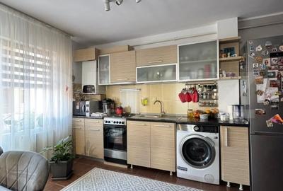 Apartament cu 3 camere decomandat, mobilat în Florești - 6