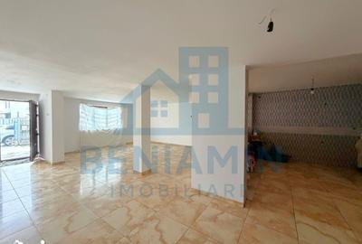 Casă cu 4 camere cu Teren 195 Mp în Central - 2