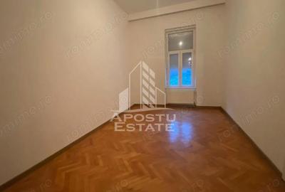 Apartament cu 4 camere decomandat în P-ța Maria - 1