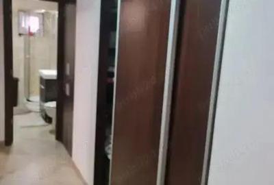 Apartament cu trei camere, zona Bradet - 8