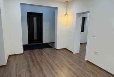 Casă individuală cu 4 camere cu Canalizare în Ultracentral - 3