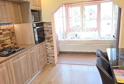 Vand apartament 2 camere decomandat in Deva, zona Zamfirescu, suprafat - 1