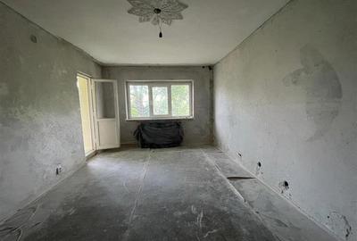 Apartament cu 2 camere decomandat în E3 - 7