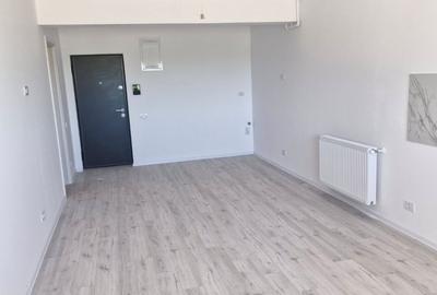 Apartament cu 2 camere semidecomandat în 13 Decembrie - 2