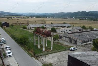Spațiu comercial, de 5,000 mp, în Lacurile - 7