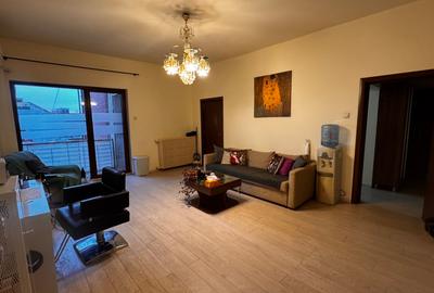 Apartament mare, luminos, 50 metri de metrou. - 8