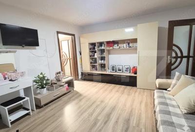 Apartament cu 2 camere semidecomandat în Micro 4