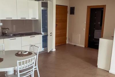 Apartament de închiriat în Mamaia  – Priveliste spectaculoasă la lac!! - 4