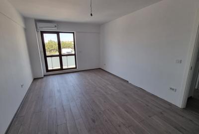 Garsonieră decomandată în Bucium - 1