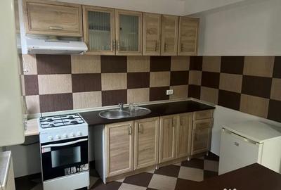 Garsonieră decomandată în Berceni