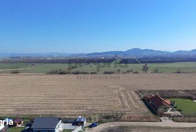 Teren de 6400 mp, în Stupini - 2