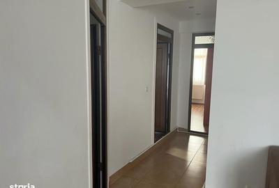 Apartament cu 3 camere în Micro 3 - 15