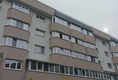 Apartament cu 3 camere decomandat în Central - 5