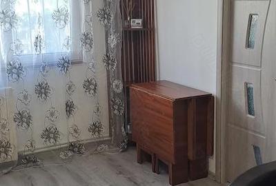 Apartament cu 2 camere semidecomandat în Km 4