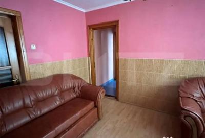 Apartament cu 4 camere semidecomandat în Central - 1