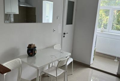 Apartament cu 2 camere decomandat în Central - 3