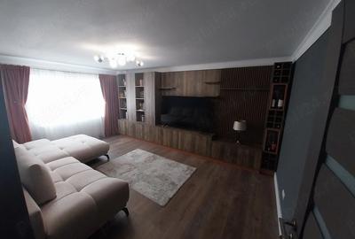 Apartament cu 3 camere decomandat în Dâmbovița - 5