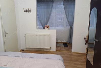 Proprietar, inchiriez apartament 2 camere, zona Circumvalatiunii - 9