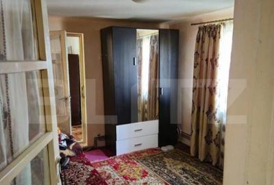 Casa spa?ioasa cu livada, intr-o zona lini?tia la 2 - 4