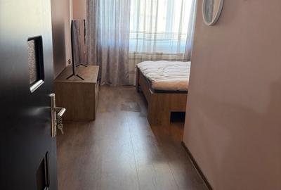Apartament cu 3 camere decomandat, mobilat în Cornișa - 2