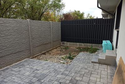 Casă cu 4 camere cu Canalizare în Central - 2