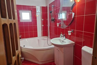 Apartament cu 3 camere decomandat în 1 Decembrie - 2