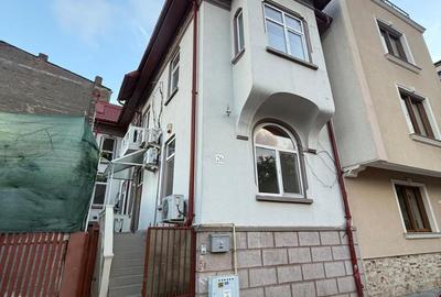 MOȘILOR - VILĂ DE ÎNCHIRIAT- 9 CAMERE- PENTRU BIROURI, CLINICA, AFTER SCHOOL - 26