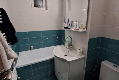 Apartament cu 4 camere decomandat în Central - 8