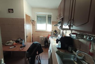 Apartament cu 3 camere decomandat, mobilat în Mihai Bravu - 8
