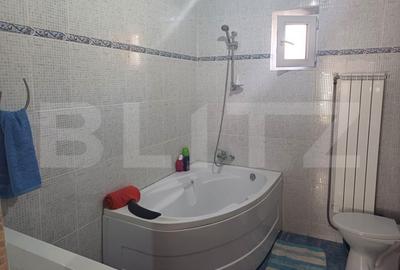 Casă cu 5 camere cu Teren 713 Mp în Central - 3