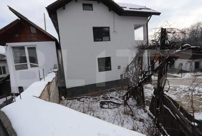 Casă cu 5 camere cu Teren 680 Mp în Central
