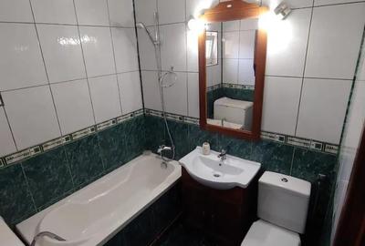 Apartament 3 camere  de vanzare  zona E3 - 6