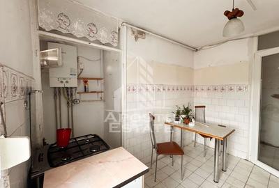 Apartament 3 camere, etaj intermediar, centrala proprie, zona Lipovei - 5