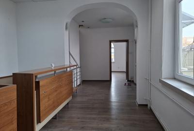 Casă individuală cu 8 camere cu Teren 107 Mp în Dacia - 5