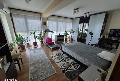 Casă cu 5 camere cu Teren 700 Mp în Malu Mare - 7