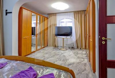 Casa 5 camere renovata 2025, curte+parcare - 1