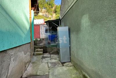 Casă cu 3 camere cu Canalizare în Muncitoresc - 6