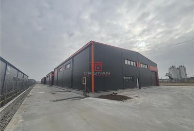 Spațiu comercial, de 3,000 mp, în Central - 23