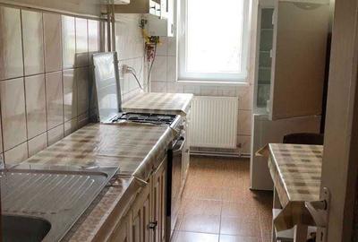 Apartament cu 3 camere decomandat în Central - 2