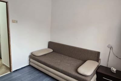 Garsonieră decomandată în Central - 6