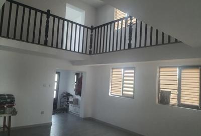 Casă cu 6 camere în Central - 5