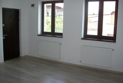 Birou, de 70 mp, în Unirii - 2